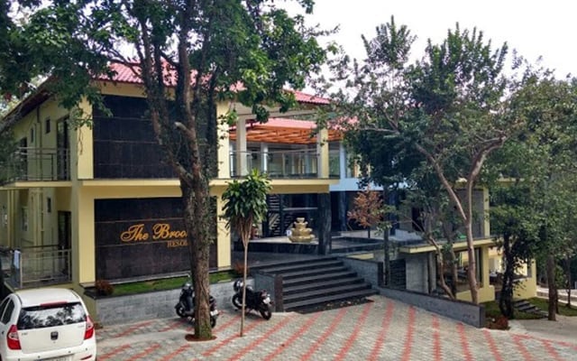Yeracaud The Brook Resorts Spa Landscape Image